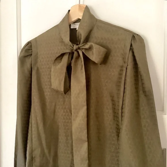 Christian Dior Vintage Olive Green Neck Bow tie Blouse size 6 Logo Old Money - Picture 4 of 16